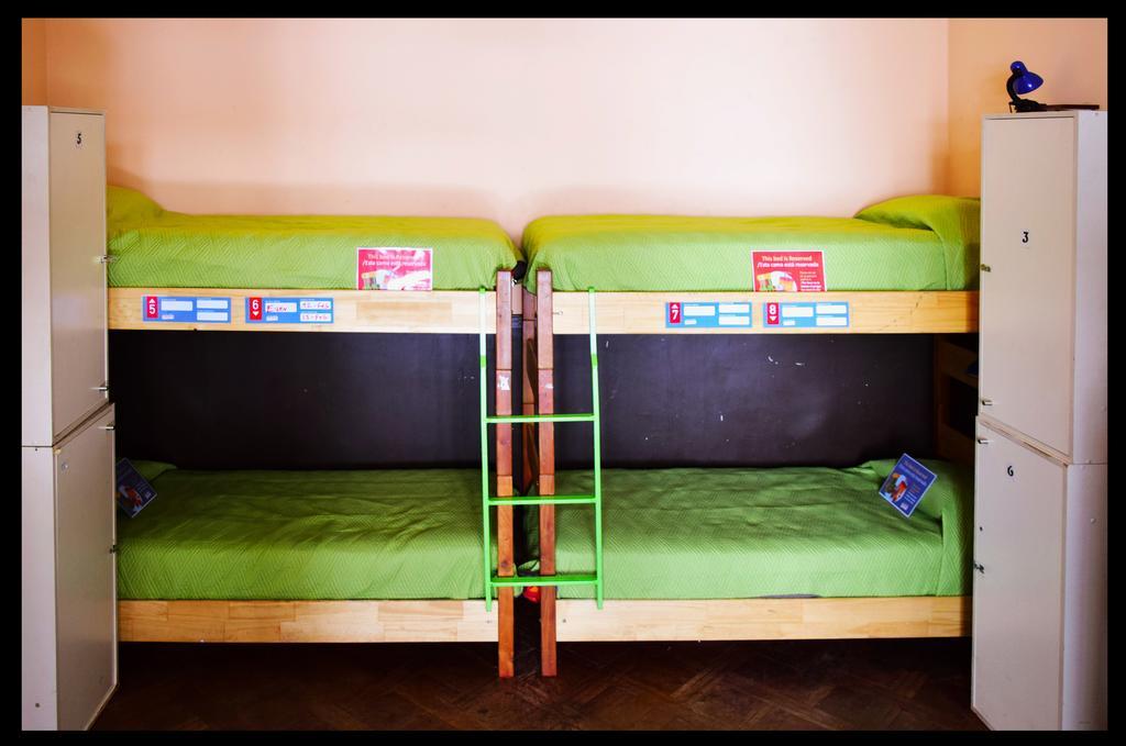 Santiago Backpackers Hostel ภายนอก รูปภาพ